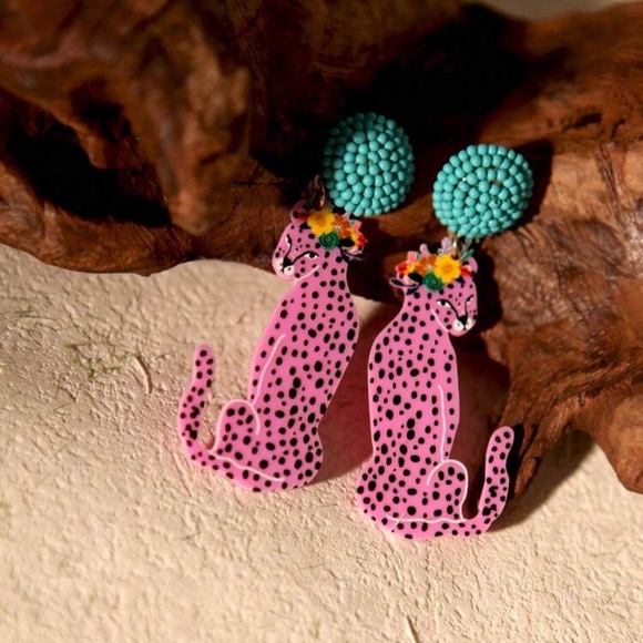 Super Cute Earrings - Picture 4 of 4